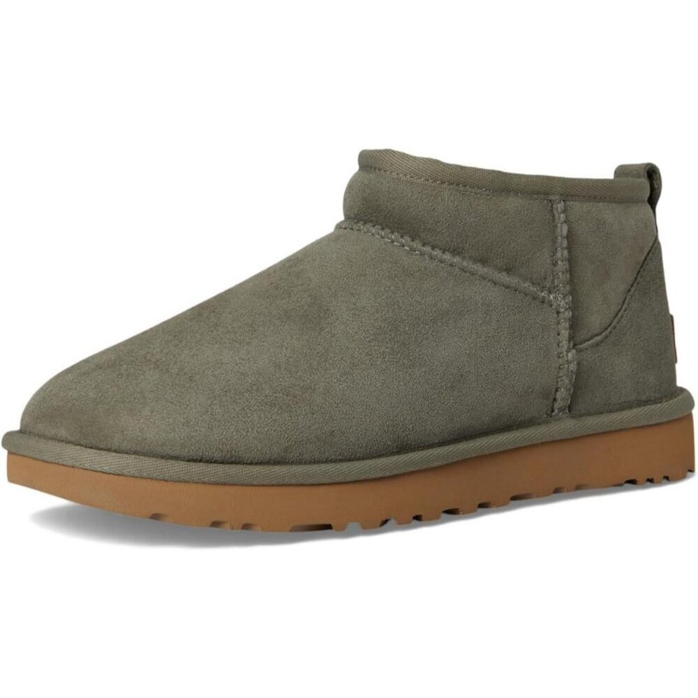 UGG Women's Amphora Rounded Toe Sheepskin Lining Classic Ultra Mini Boot